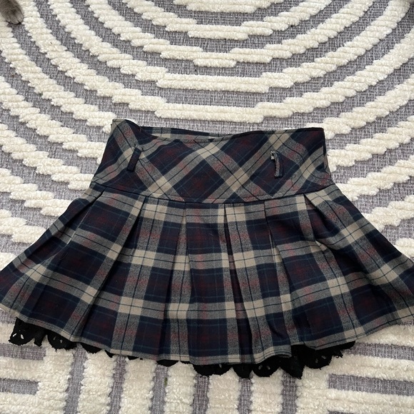 mzg Dresses & Skirts - MZG Tartan Plaid Pleated Mini Skirt NWOT